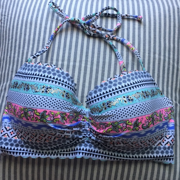 Victoria's Secret Other - Victoria’s Secret 32D bikini top